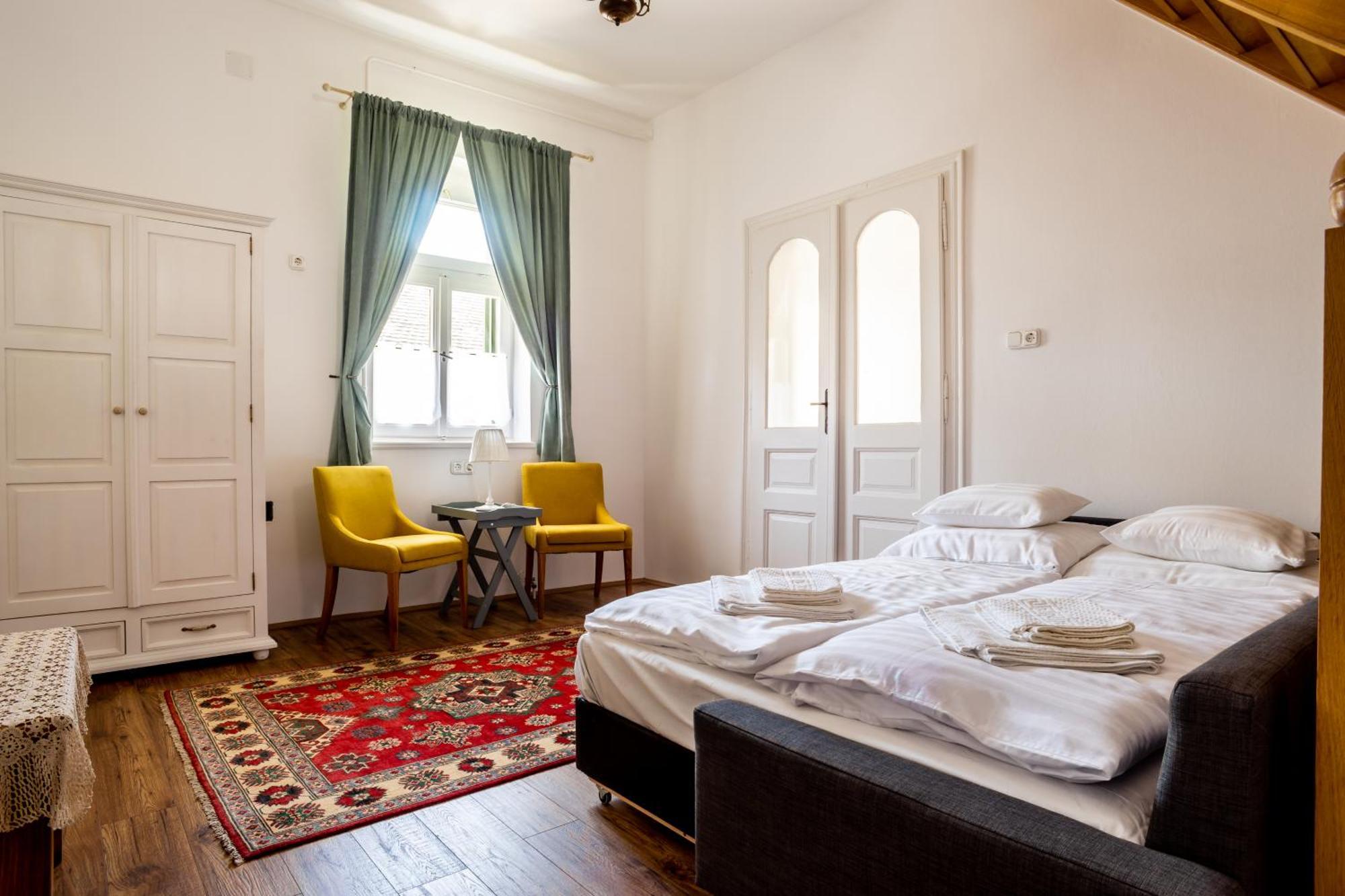 Vaj Bisztró és Vendégház Palkonya Exterior foto